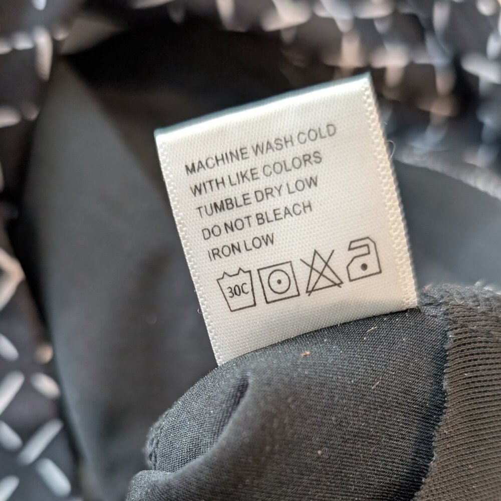Stretchy Patterned Cropped Golf Pants - Picture 8 of 8